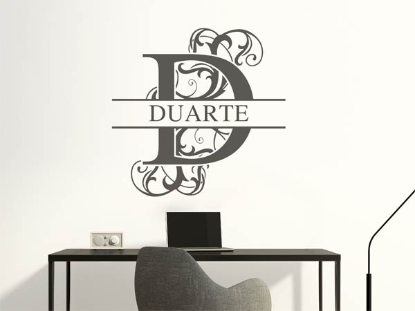 Wandtattoo verschnörkeltes D mit Duarte