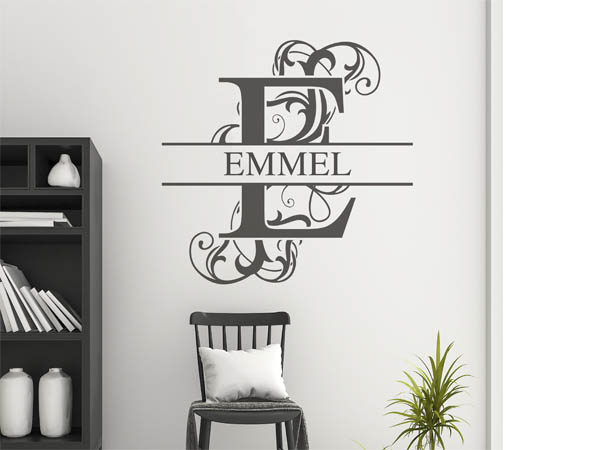 Wandtattoo verschnörkeltes E mit Emmel