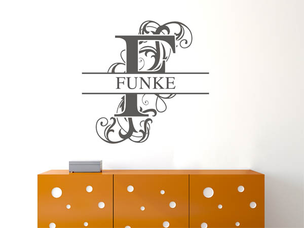 Wandtattoo verschnörkeltes F mit Funke