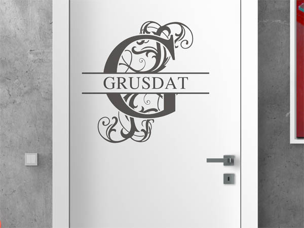 Wandtattoo verschnörkeltes G mit Grusdat