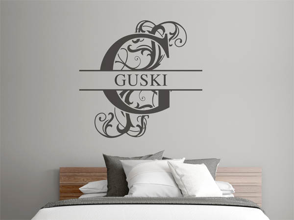 Wandtattoo verschnörkeltes G mit Guski