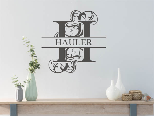 Wandtattoo verschnörkeltes H mit Hauler