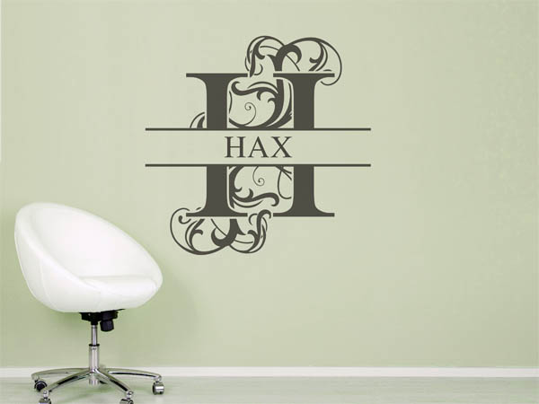 Wandtattoo verschnörkeltes H mit Hax