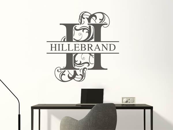 Wandtattoo verschnörkeltes H mit Hillebrand