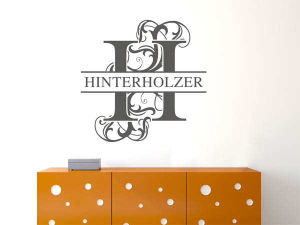 Wandtattoo verschnörkeltes H mit Hinterholzer
