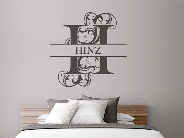 Wandtattoo verschnörkeltes H mit Hinz
