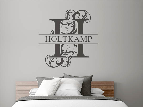 Wandtattoo verschnörkeltes H mit Holtkamp