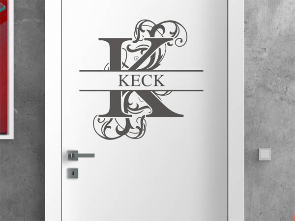 Wandtattoo verschnörkeltes K mit Keck
