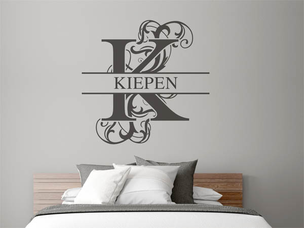 Wandtattoo verschnörkeltes K mit Kiepen