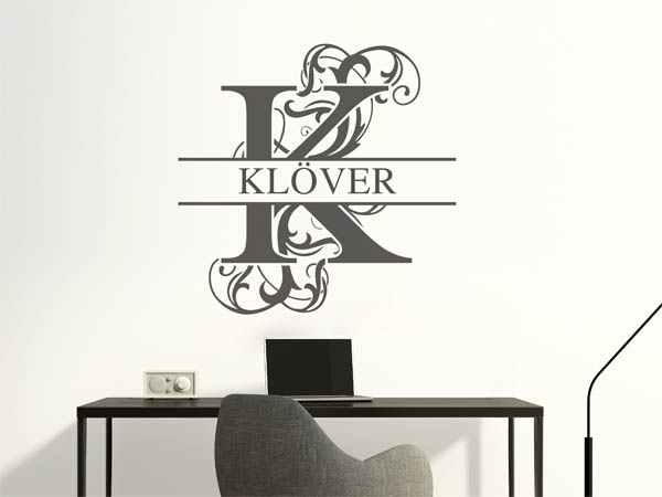 Wandtattoo verschnörkeltes K mit Klöver