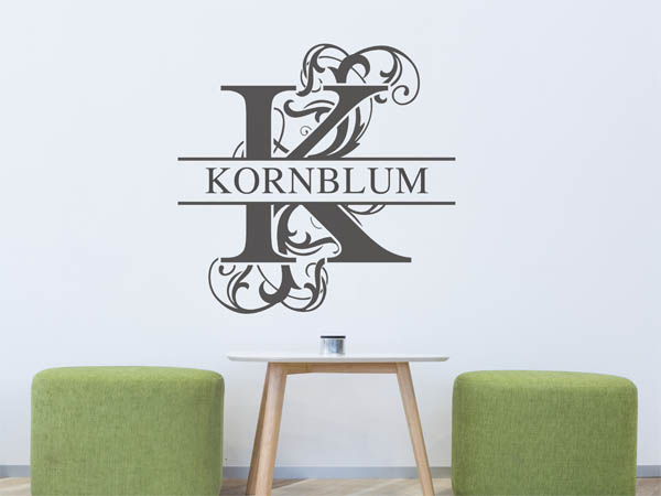 Wandtattoo verschnörkeltes K mit Kornblum