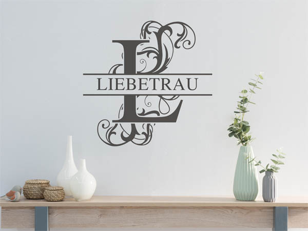 Wandtattoo verschnörkeltes L mit Liebetrau
