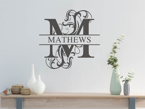 Wandtattoo verschnörkeltes M mit Mathews