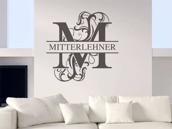 Wandtattoo verschnörkeltes M mit Mitterlehner