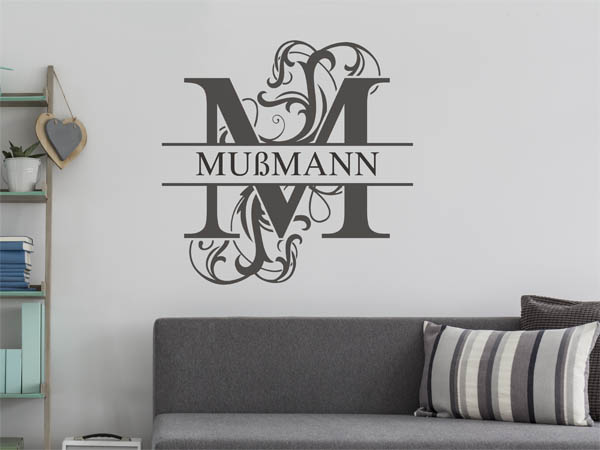 Wandtattoo verschnörkeltes M mit Mußmann