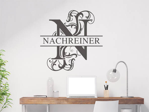 Wandtattoo verschnörkeltes N mit Nachreiner