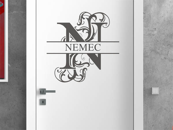 Wandtattoo verschnörkeltes N mit Nemec