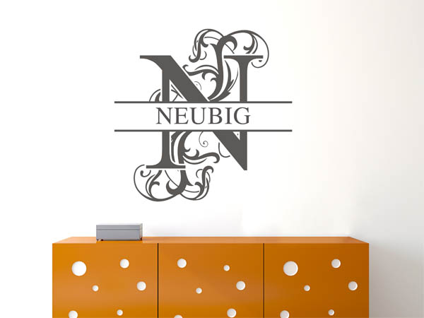 Wandtattoo verschnörkeltes N mit Neubig