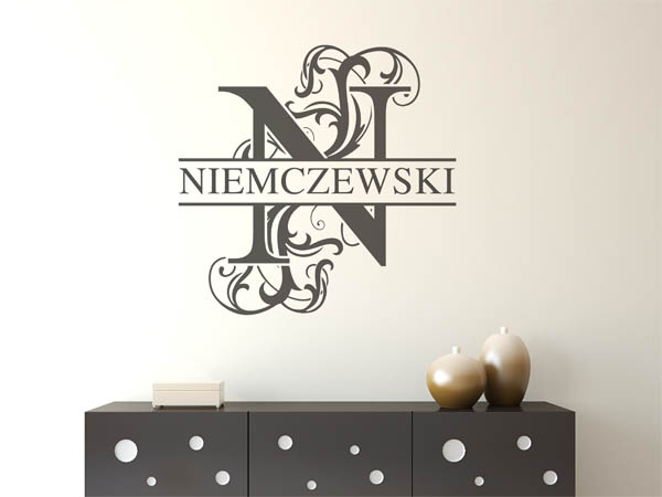 Wandtattoo verschnörkeltes N mit Niemczewski