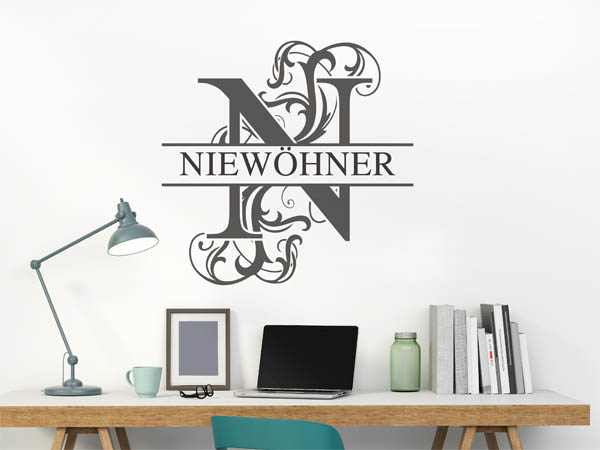 Wandtattoo verschnörkeltes N mit Niewöhner