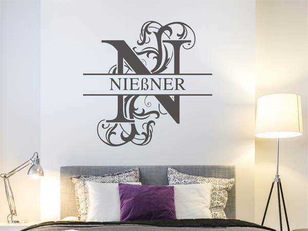 Wandtattoo verschnörkeltes N mit Nießner