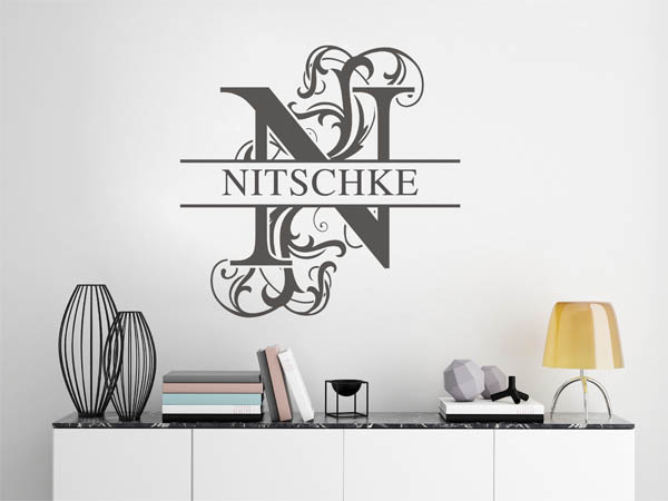 Wandtattoo verschnörkeltes N mit Nitschke