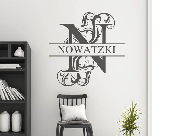 Wandtattoo verschnörkeltes N mit Nowatzki