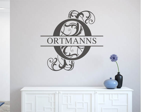 Wandtattoo verschnörkeltes O mit Ortmanns