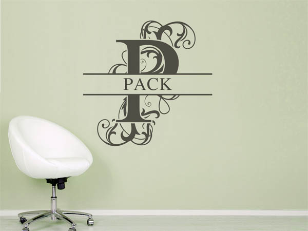 Wandtattoo verschnörkeltes P mit Pack