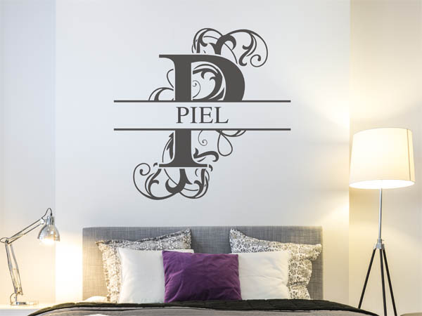 Wandtattoo verschnörkeltes P mit Piel