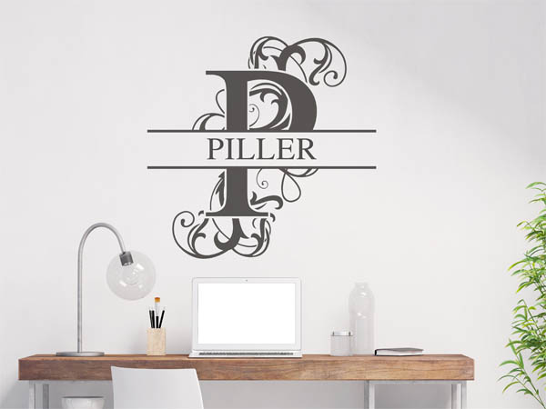 Wandtattoo verschnörkeltes P mit Piller