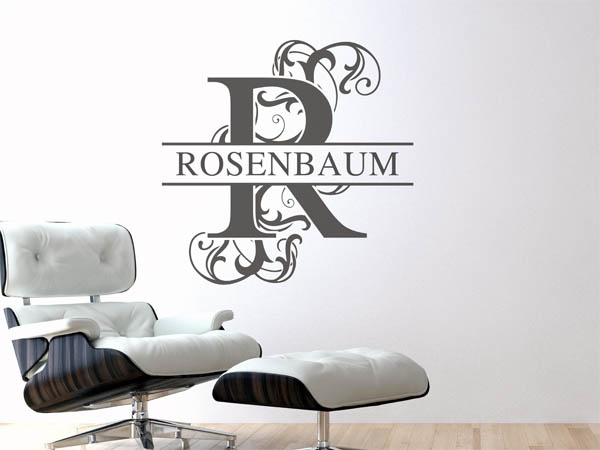 Wandtattoo verschnörkeltes R mit Rosenbaum