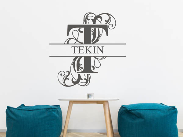 Wandtattoo verschnörkeltes T mit Tekin