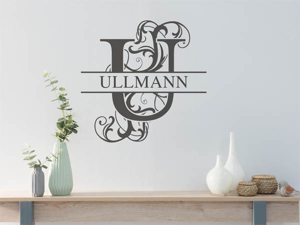Wandtattoo verschnörkeltes U mit Ullmann