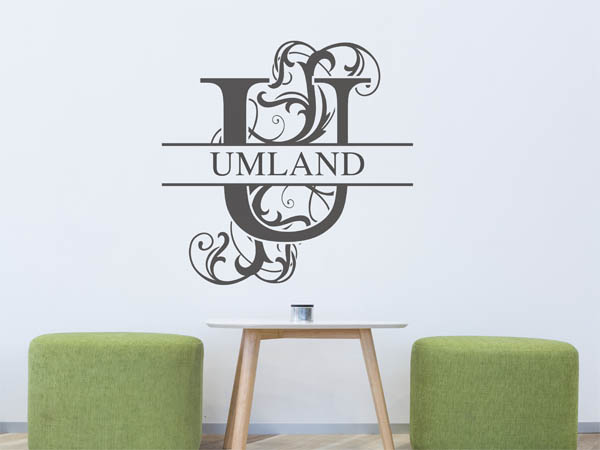 Wandtattoo verschnörkeltes U mit Umland