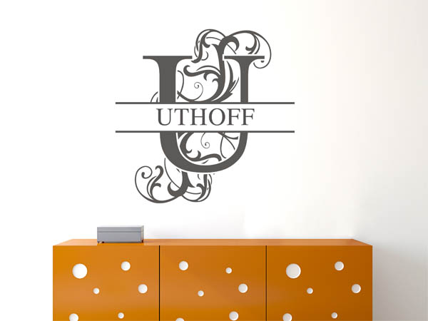 Wandtattoo verschnörkeltes U mit Uthoff