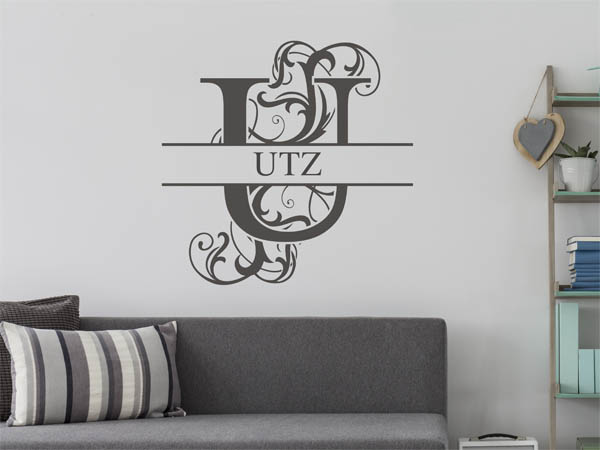 Wandtattoo verschnörkeltes U mit Utz