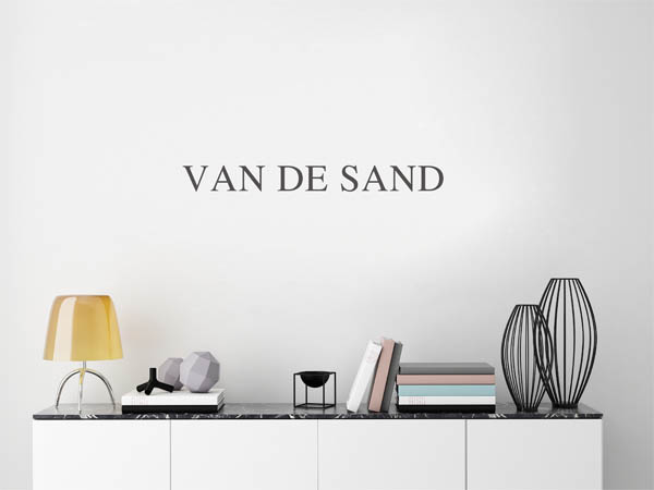 Wandtattoo verschnörkeltes V mit van de Sand