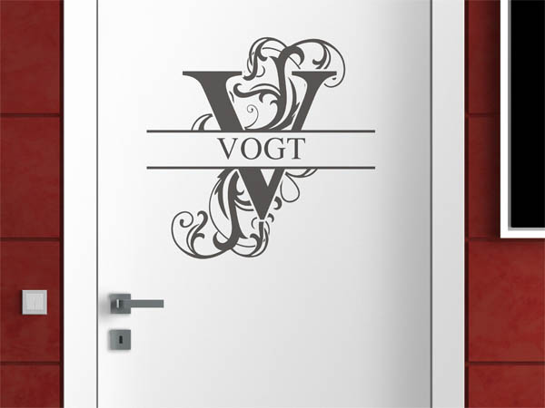 Wandtattoo verschnörkeltes V mit Vogt