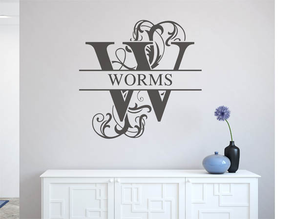 Wandtattoo verschnörkeltes W mit Worms