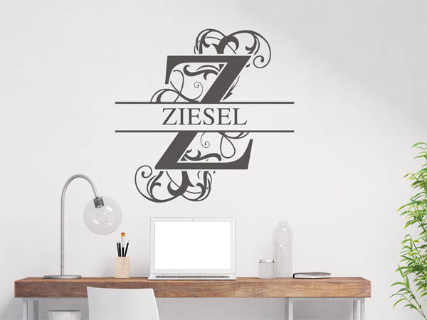 Wandtattoo verschnörkeltes Z mit Ziesel