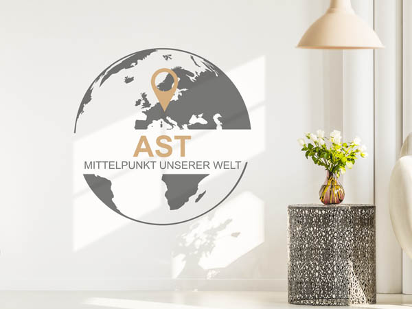 Wandtattoo Ast - Mittelpunkt unserer Welt mit Pin im Globus