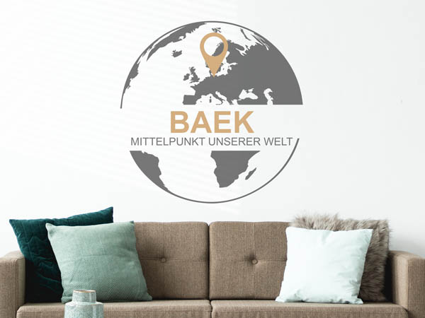 Wandtattoo Baek - Mittelpunkt unserer Welt mit Pin im Globus
