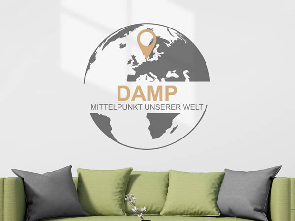 Wandtattoo Damp - Mittelpunkt unserer Welt mit Pin im Globus