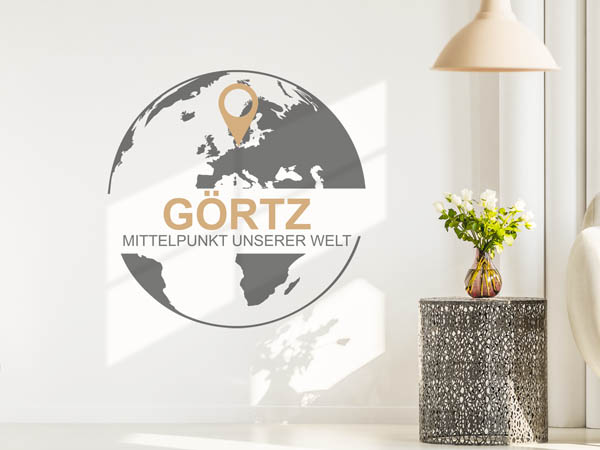 Wandtattoo Görtz - Mittelpunkt unserer Welt mit Pin im Globus