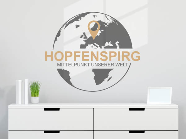 Wandtattoo Hopfenspirg - Mittelpunkt unserer Welt mit Pin im Globus