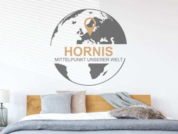 Wandtattoo Hornis - Mittelpunkt unserer Welt mit Pin im Globus