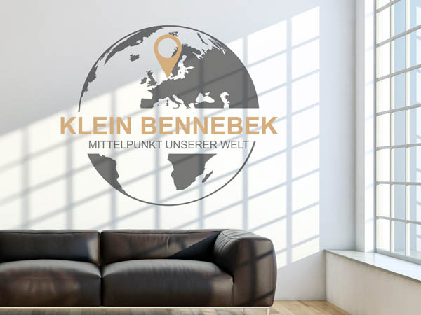 Wandtattoo Klein Bennebek - Mittelpunkt unserer Welt mit Pin im Globus