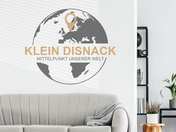 Wandtattoo Klein Disnack - Mittelpunkt unserer Welt mit Pin im Globus