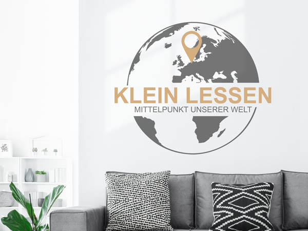 Wandtattoo Klein Lessen - Mittelpunkt unserer Welt mit Pin im Globus